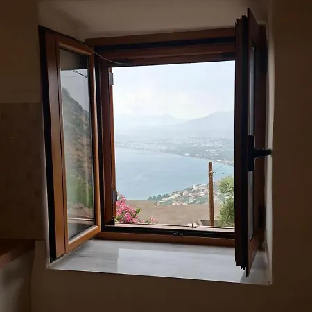 Messinian Seaview Casa vacanze *